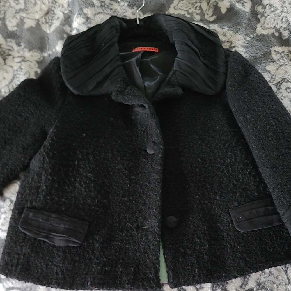 Alice + Olivia Black Blazer Timeless Tailored Design